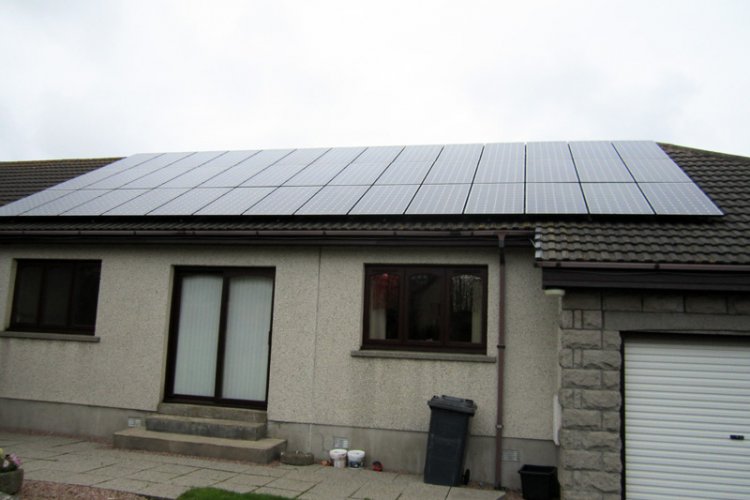 Example solar panel installation by Leeds Solar in Leeds